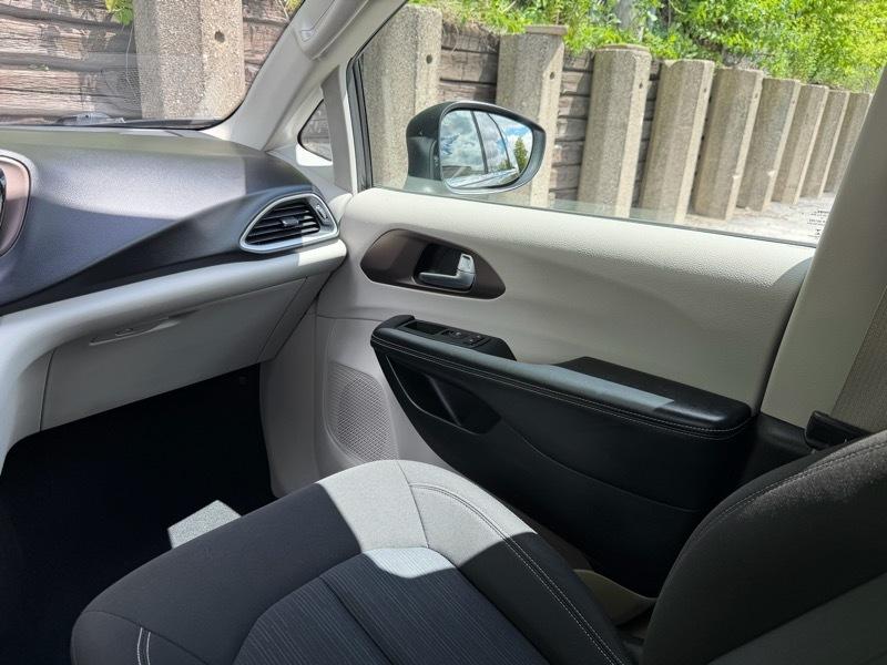 Chrysler Voyager L 2020