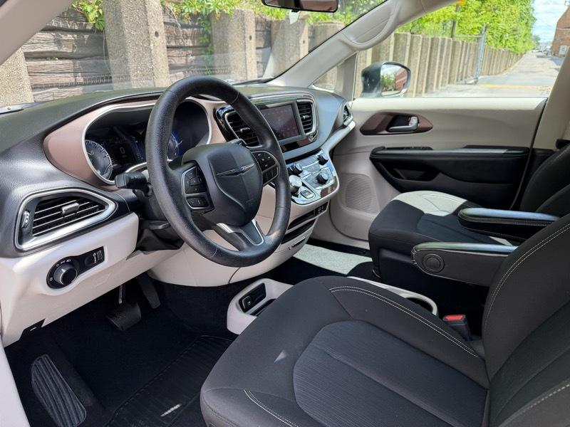 Chrysler Voyager L 2020