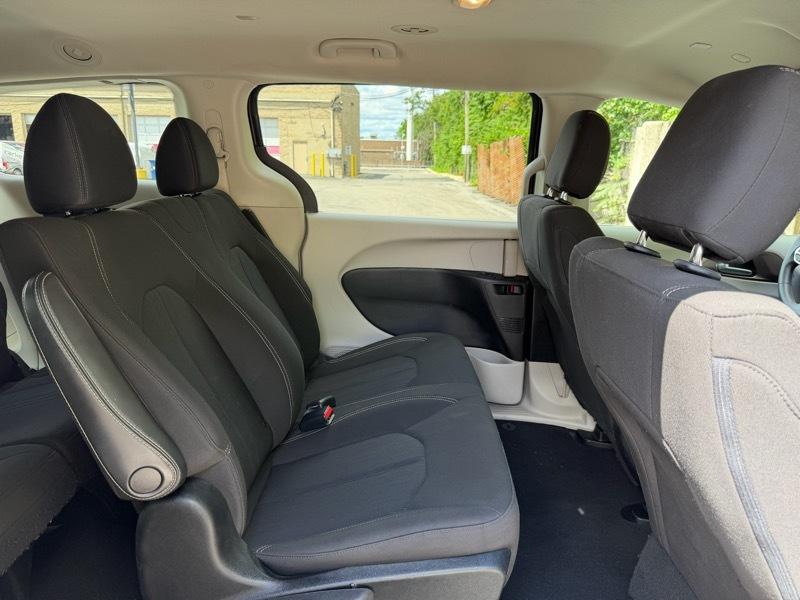 Chrysler Voyager L 2020
