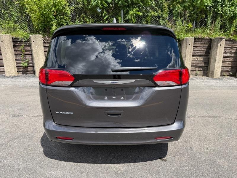 Chrysler Voyager L 2020