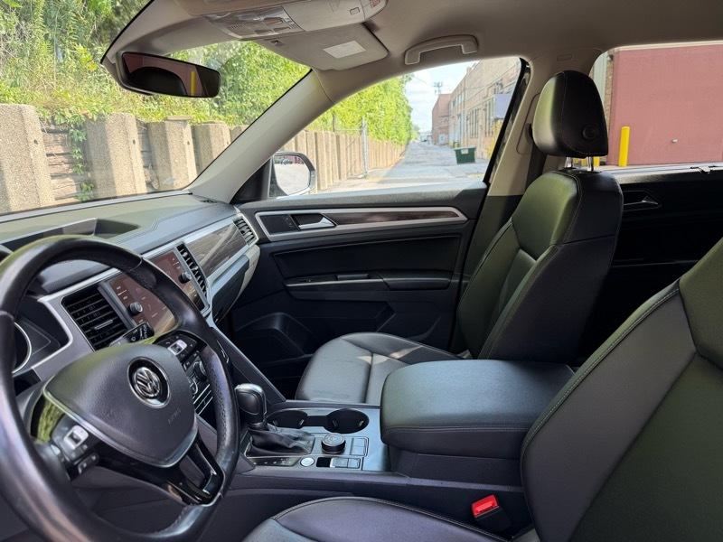 Volkswagen Atlas V6 SE w/Technology AWD 2018