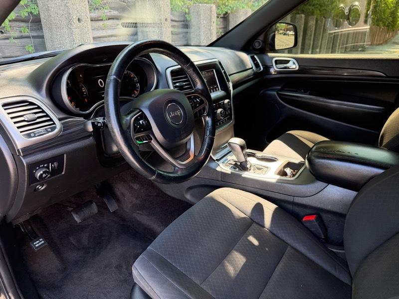 Jeep Grand Cherokee Laredo 4x2 2019