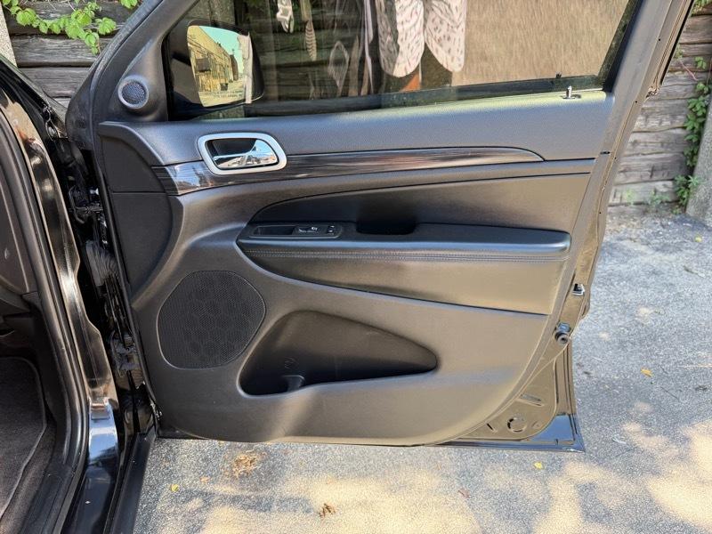 Jeep Grand Cherokee Laredo 4x2 2019