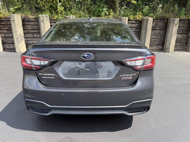 Subaru Legacy Sport 2020