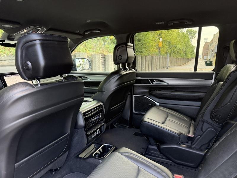 Jeep Wagoneer  2026