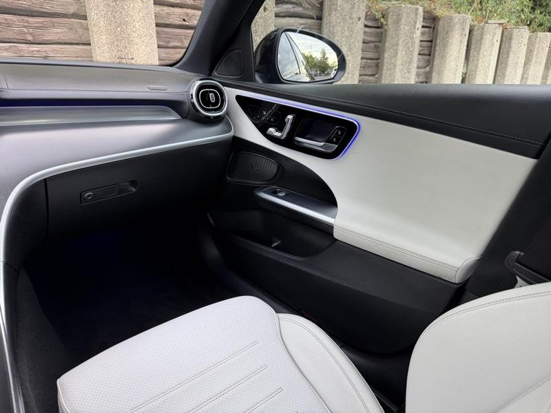 Mercedes-Benz C-Class C300 4MATIC Sedan 2023