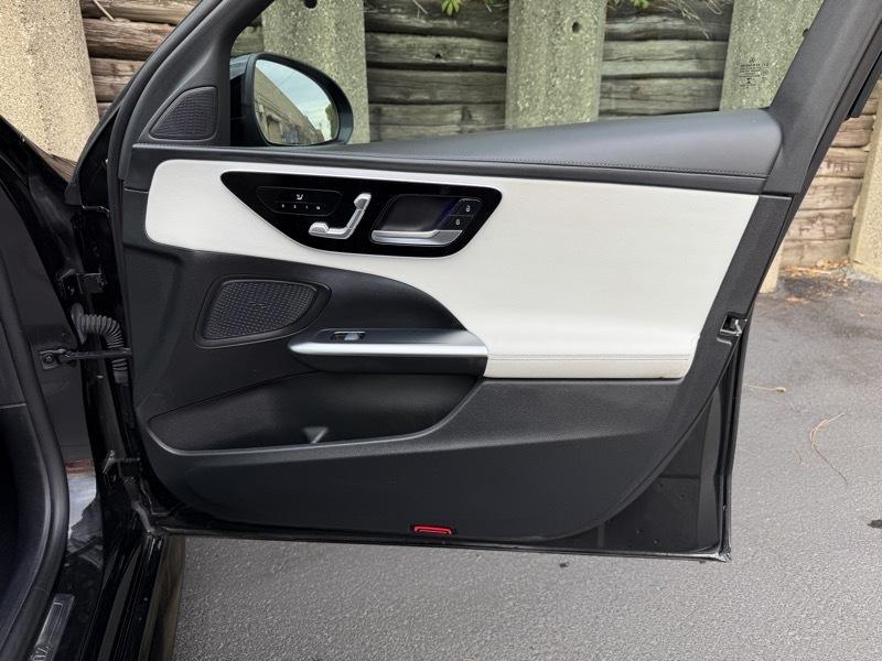 Mercedes-Benz C-Class C300 4MATIC Sedan 2023