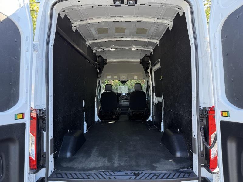 Ford Transit  2025