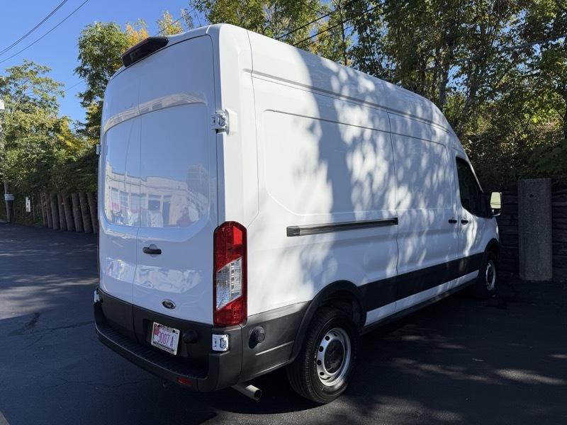 Ford Transit  2025