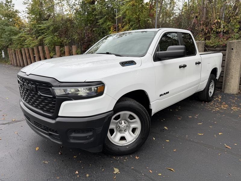 RAM 1500 Tradesman Quad Cab 4WD 2025