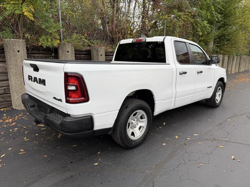 RAM 1500 Tradesman Quad Cab 4WD 2025