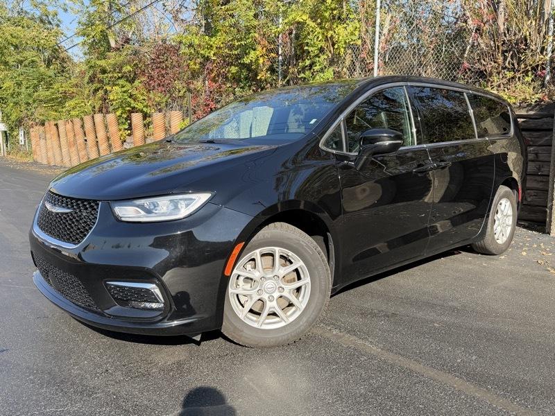 Chrysler Pacifica Select 2025