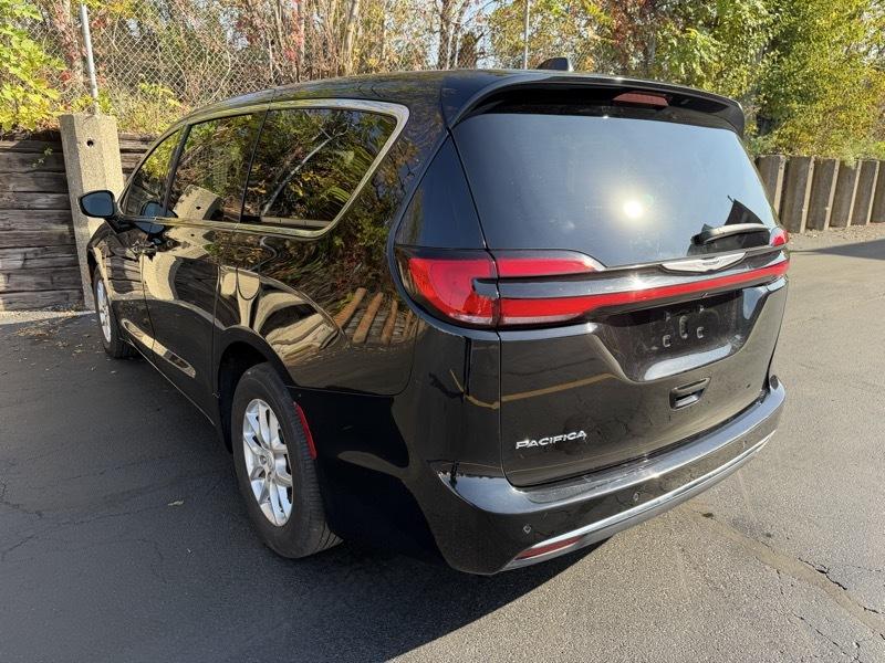 Chrysler Pacifica Select 2025