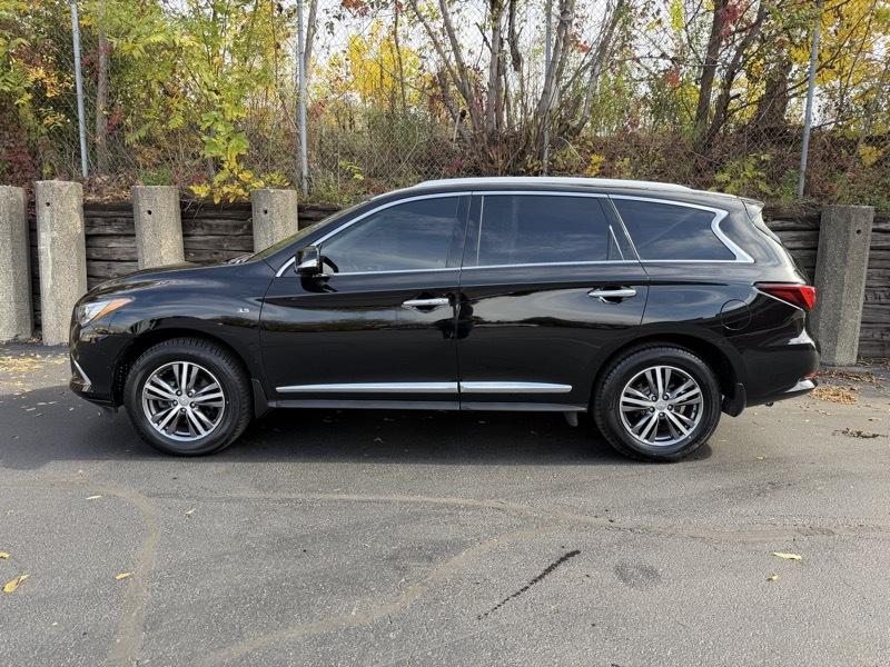 Infiniti QX60 LUXE AWD 2019