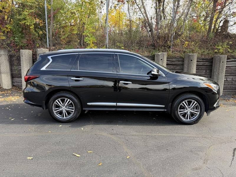 Infiniti QX60 LUXE AWD 2019