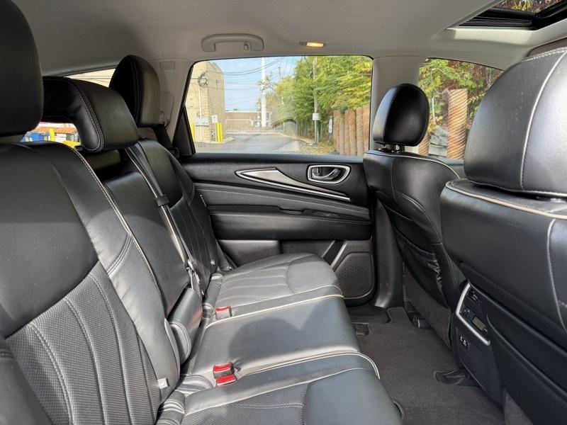 Infiniti QX60 LUXE AWD 2019