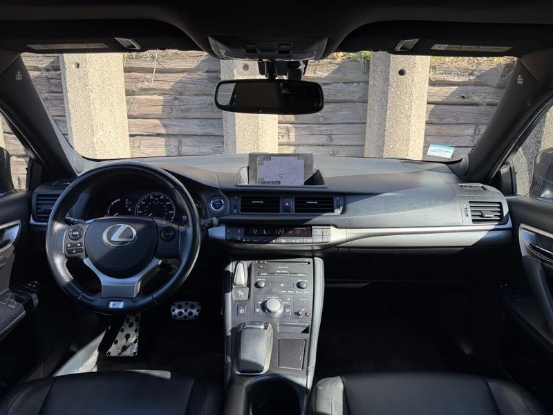 Lexus CT 200h Base 2015