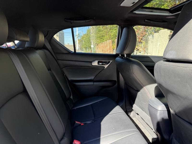 Lexus CT 200h Base 2015