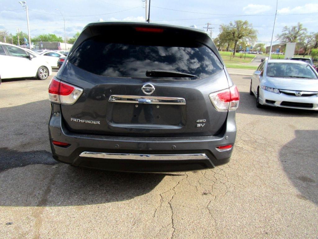 Nissan Pathfinder 4WD 4dr SV 2014