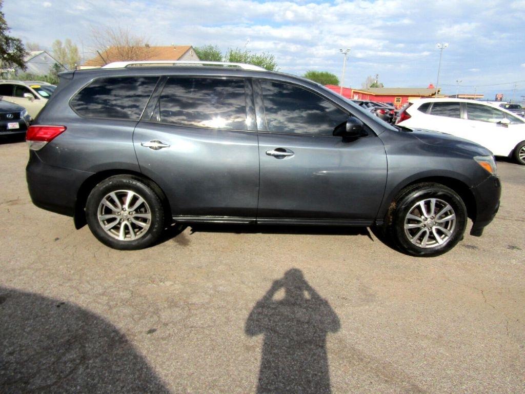 Nissan Pathfinder 4WD 4dr SV 2014