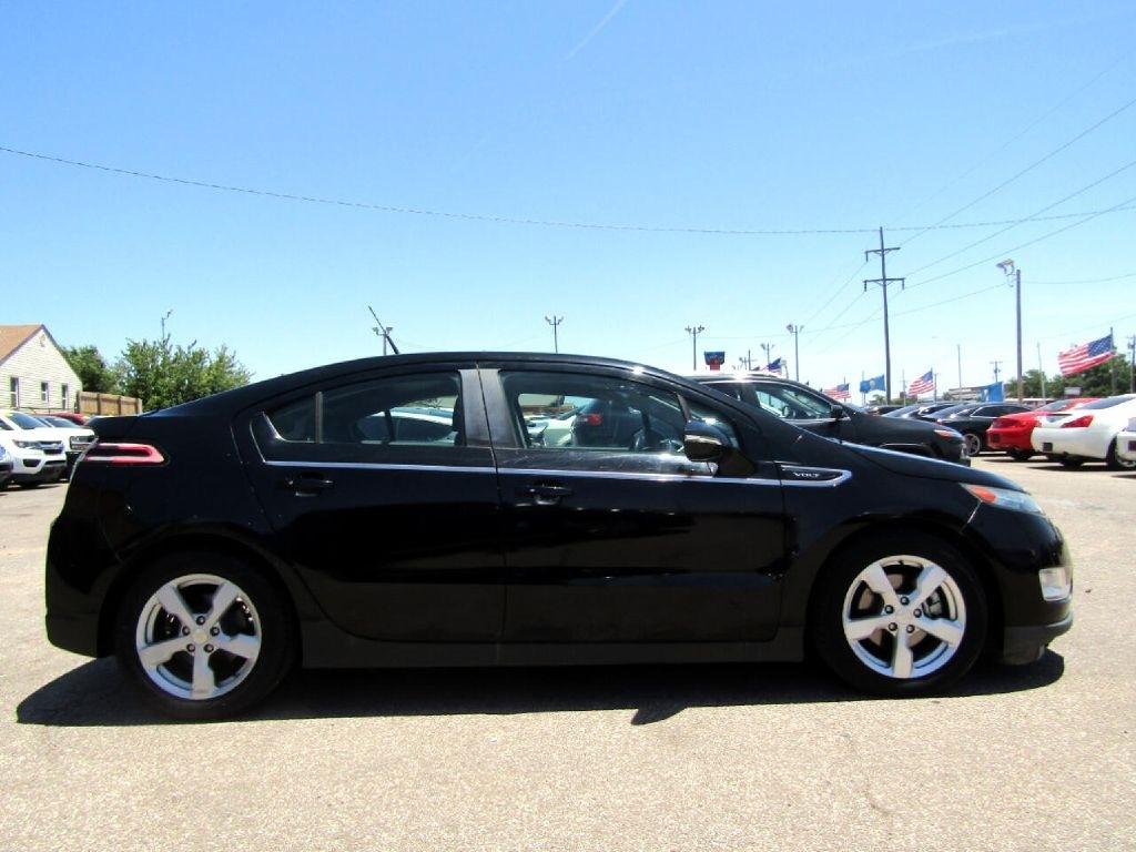 Chevrolet Volt  2012