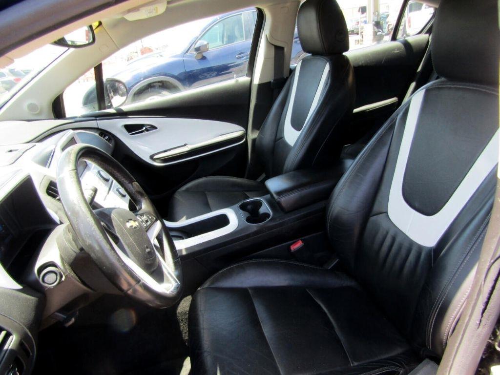 Chevrolet Volt  2012