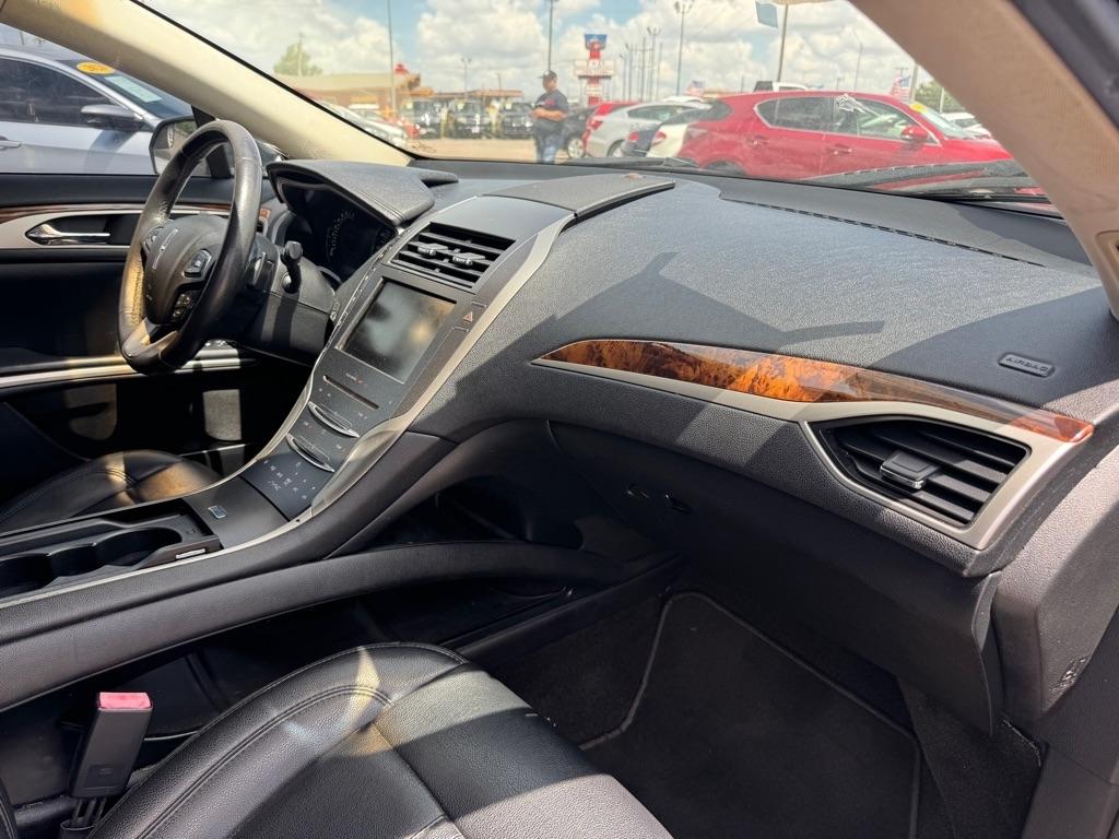 Lincoln MKZ  2015