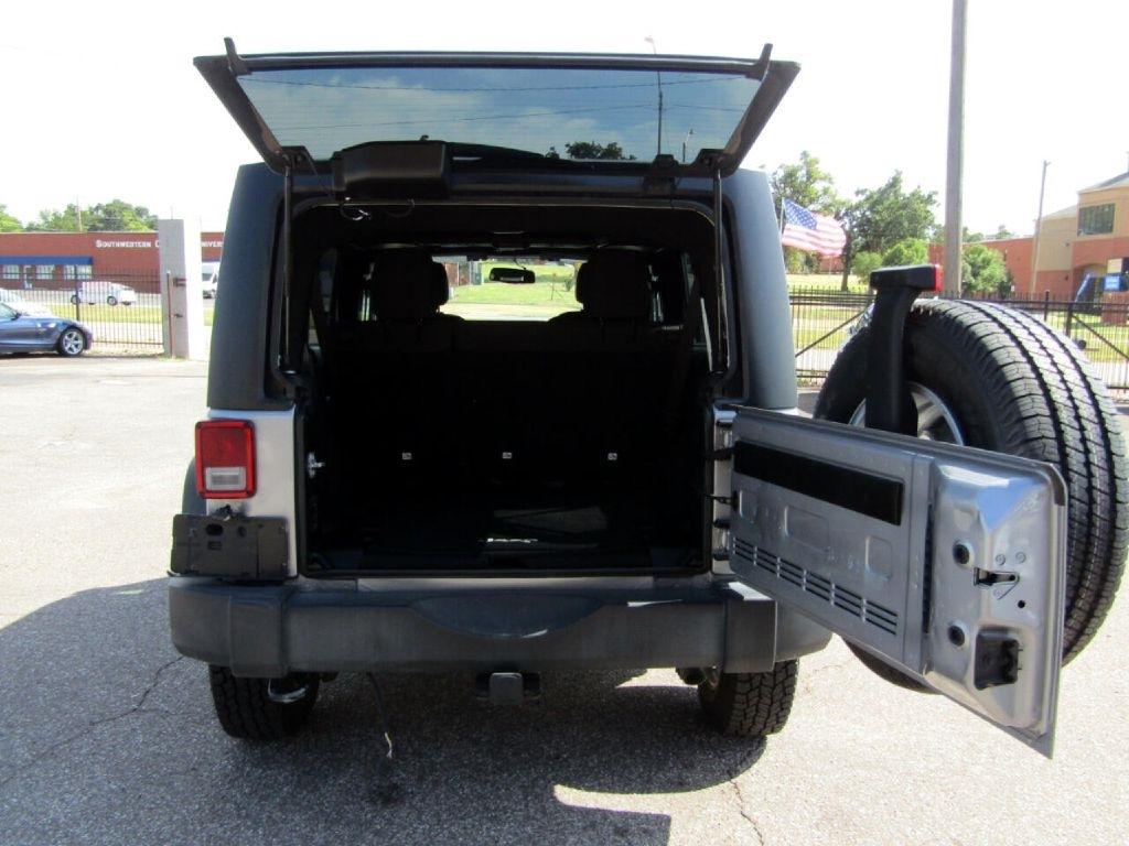 Jeep Wrangler Unlimited Sport 4WD 2017