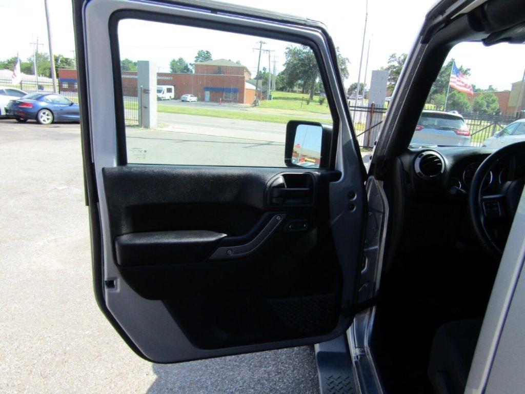 Jeep Wrangler Unlimited Sport 4WD 2017