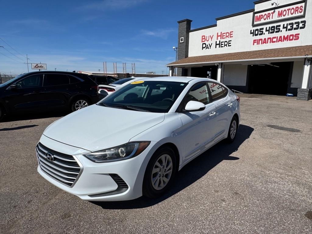 Hyundai Elantra SE 6AT 2018