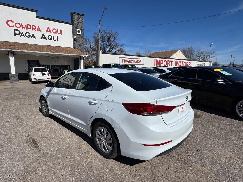 Hyundai Elantra SE 6AT 2018