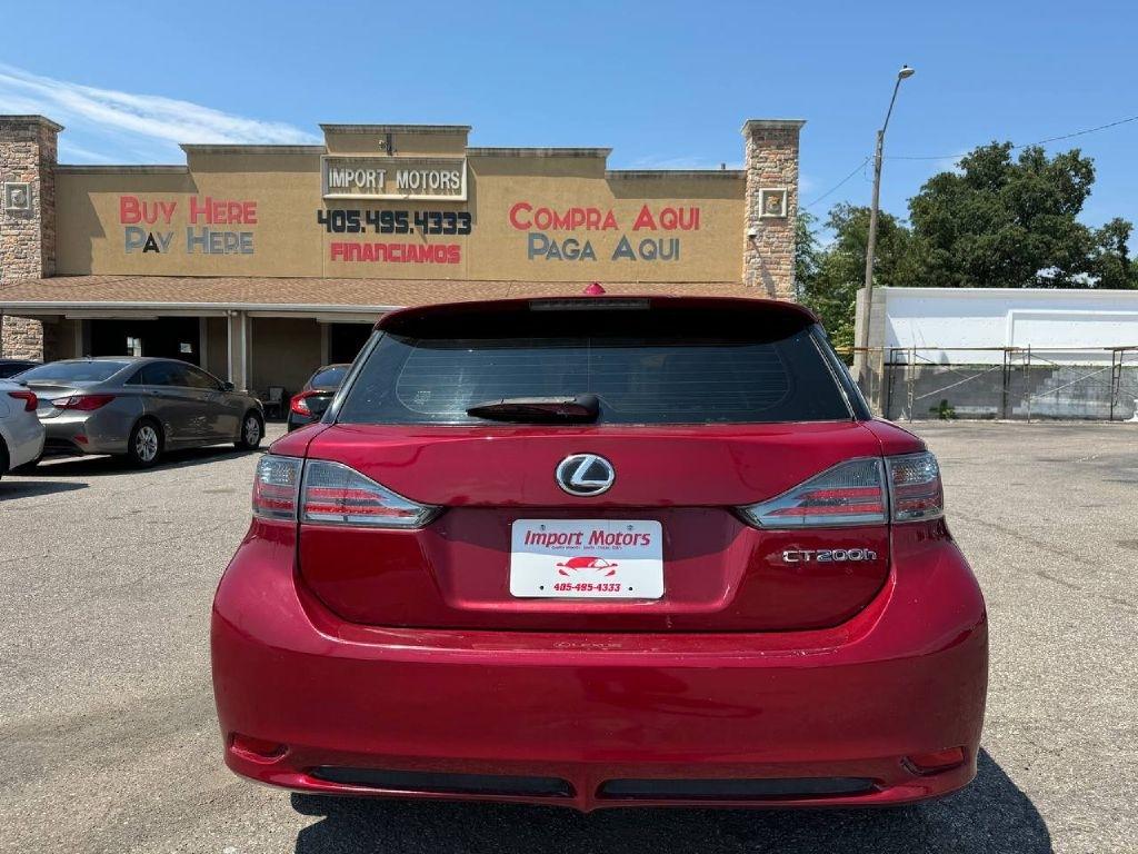 Lexus CT 200h Base 2012