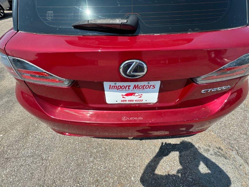 Lexus CT 200h Base 2012