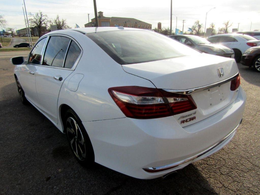 Honda Accord EX-L Sedan V6 6-Spd AT 2016