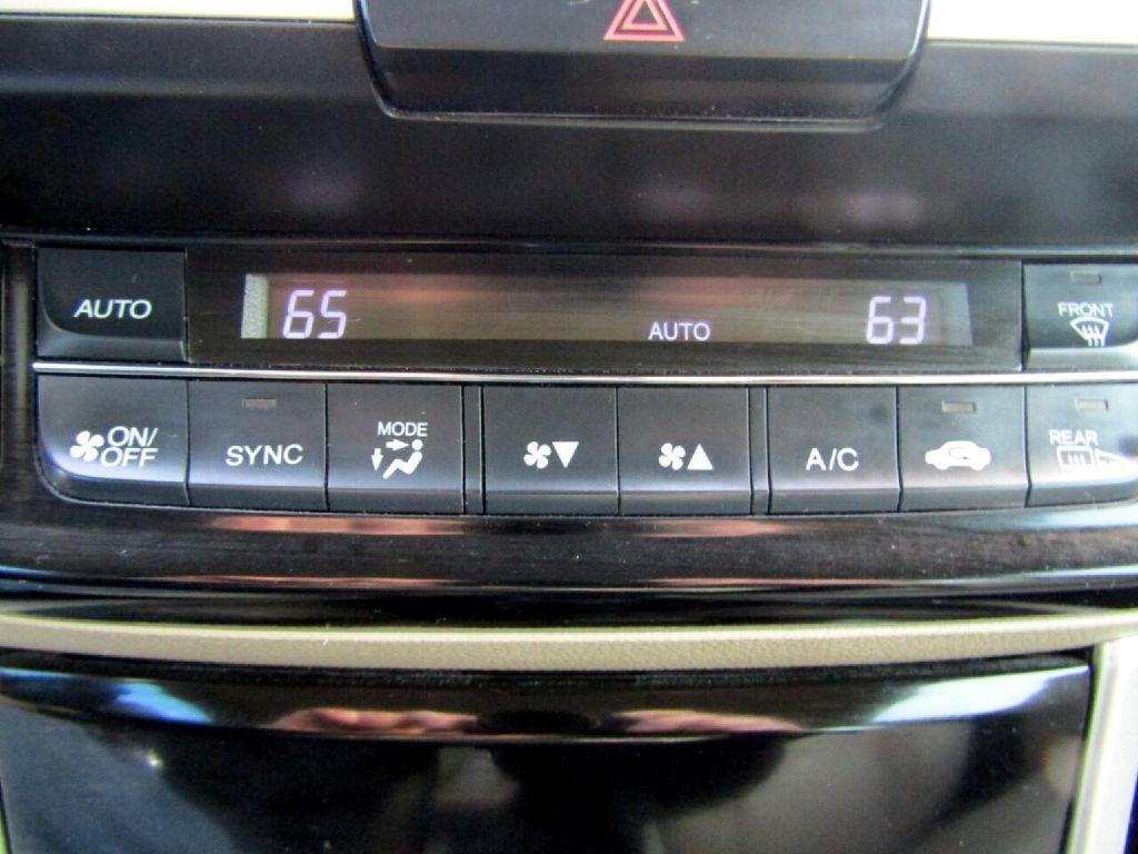 Honda Accord EX-L Sedan V6 6-Spd AT 2016