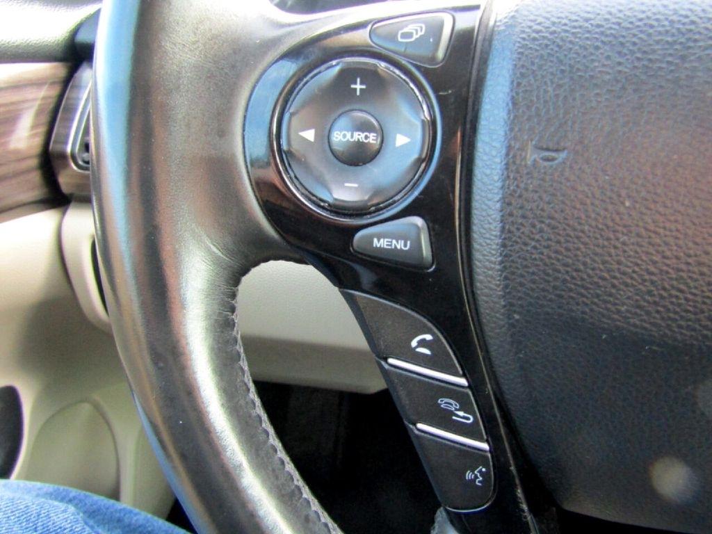 Honda Accord EX-L Sedan V6 6-Spd AT 2016