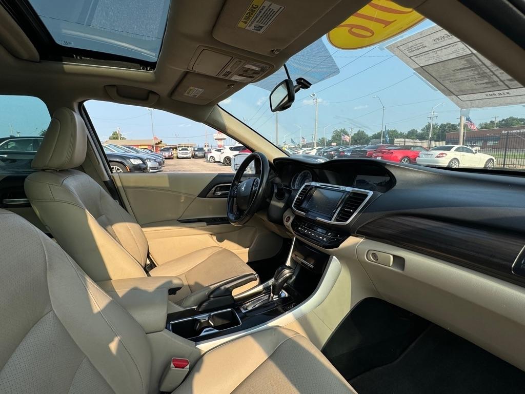 Honda Accord EX-L Sedan V6 6-Spd AT 2016