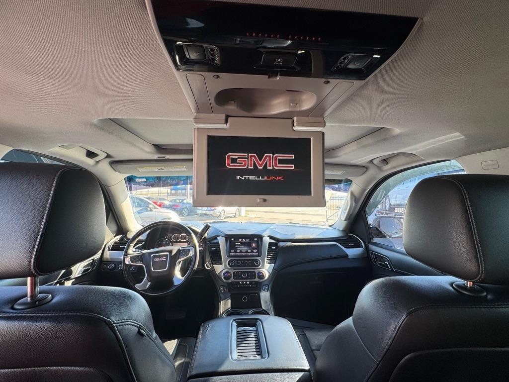 GMC Yukon XL SLT 1/2 Ton 4WD 2015