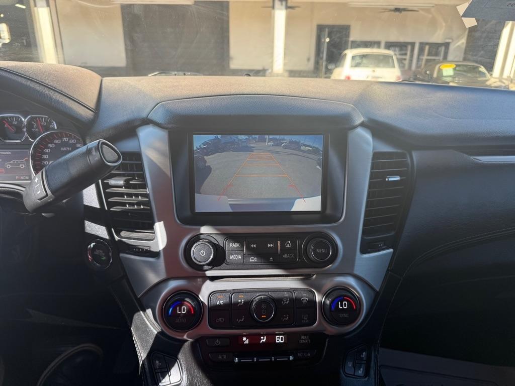 GMC Yukon XL SLT 1/2 Ton 4WD 2015