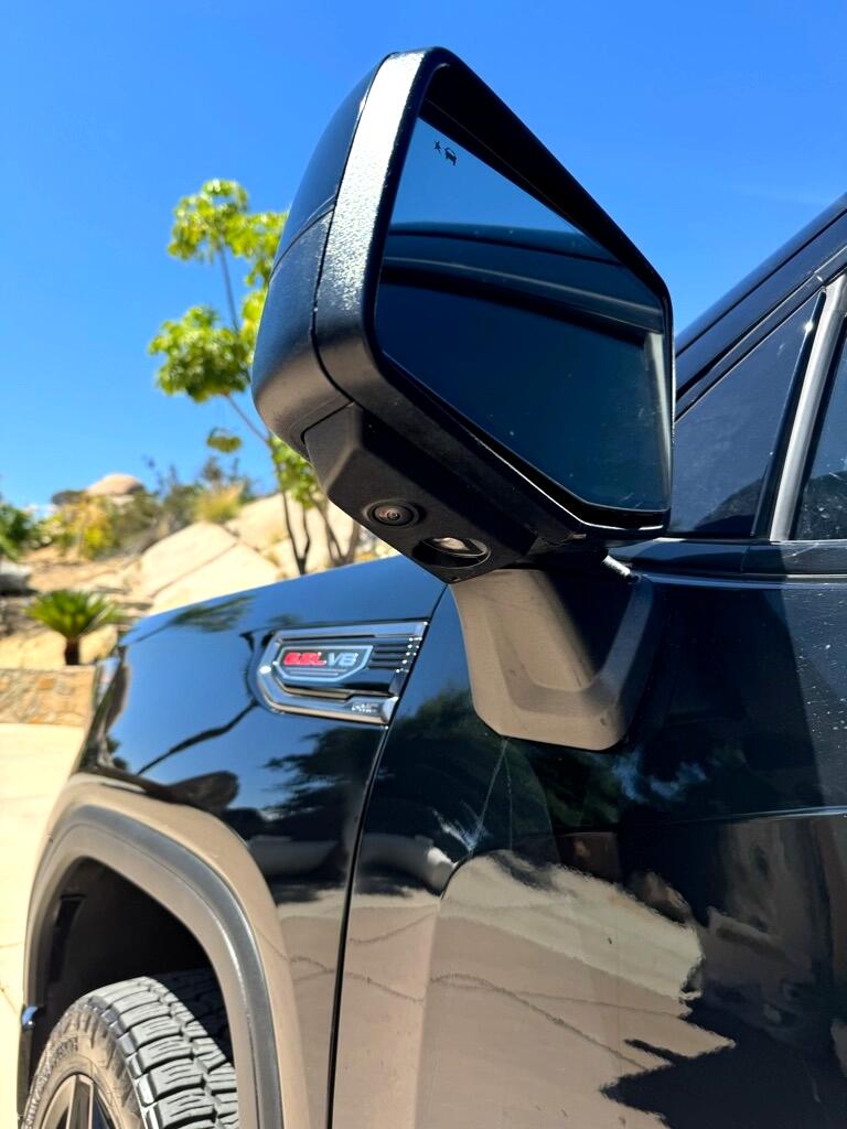 GMC Sierra 1500 AT4 Crew Cab 4WD 2024