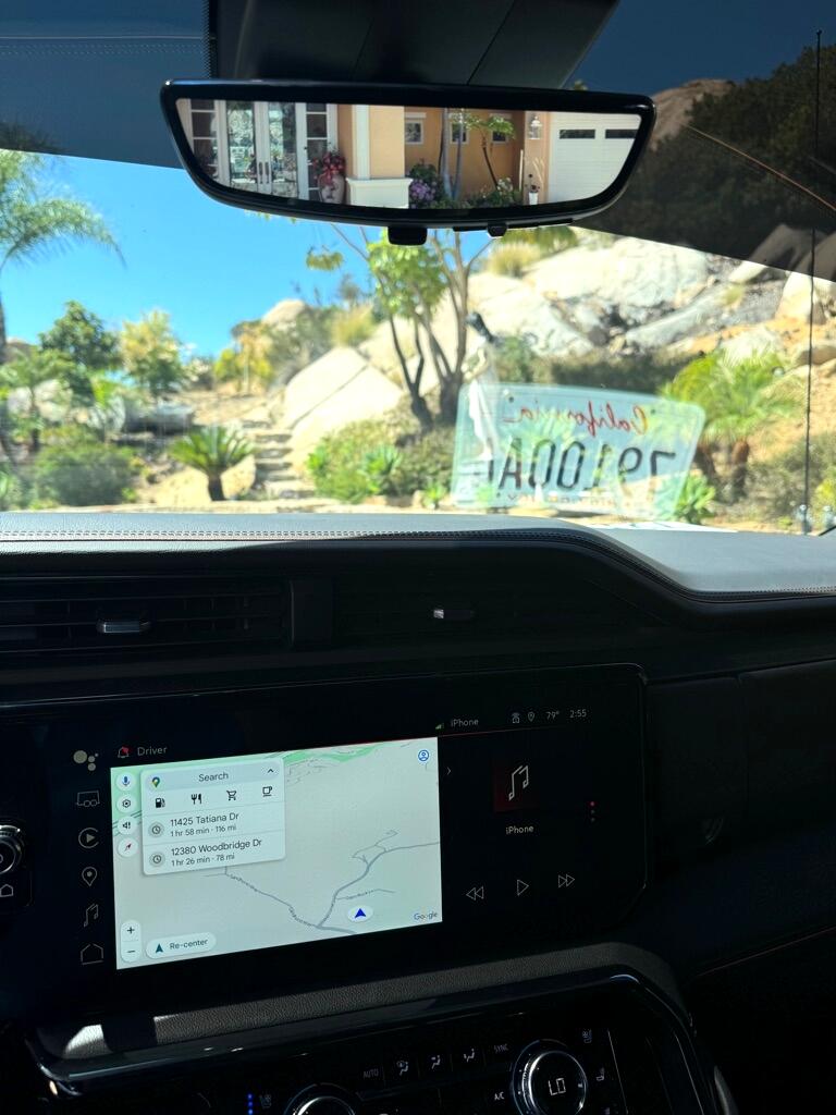 GMC Sierra 1500 AT4 Crew Cab 4WD 2024