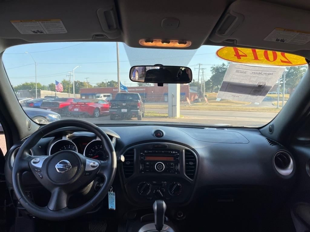 Nissan Juke S FWD 2014