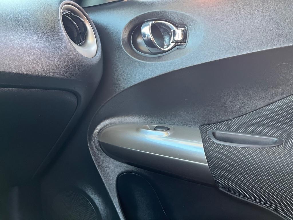 Nissan Juke S FWD 2014