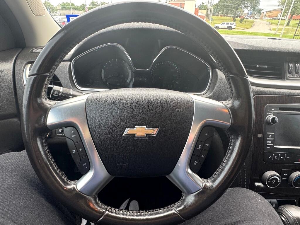 2015 Chevrolet Traverse 1LT photo 7