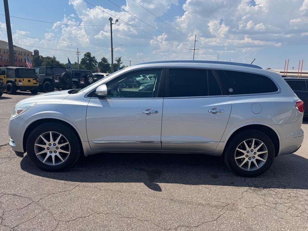 Buick Enclave FWD 4dr Leather 2017