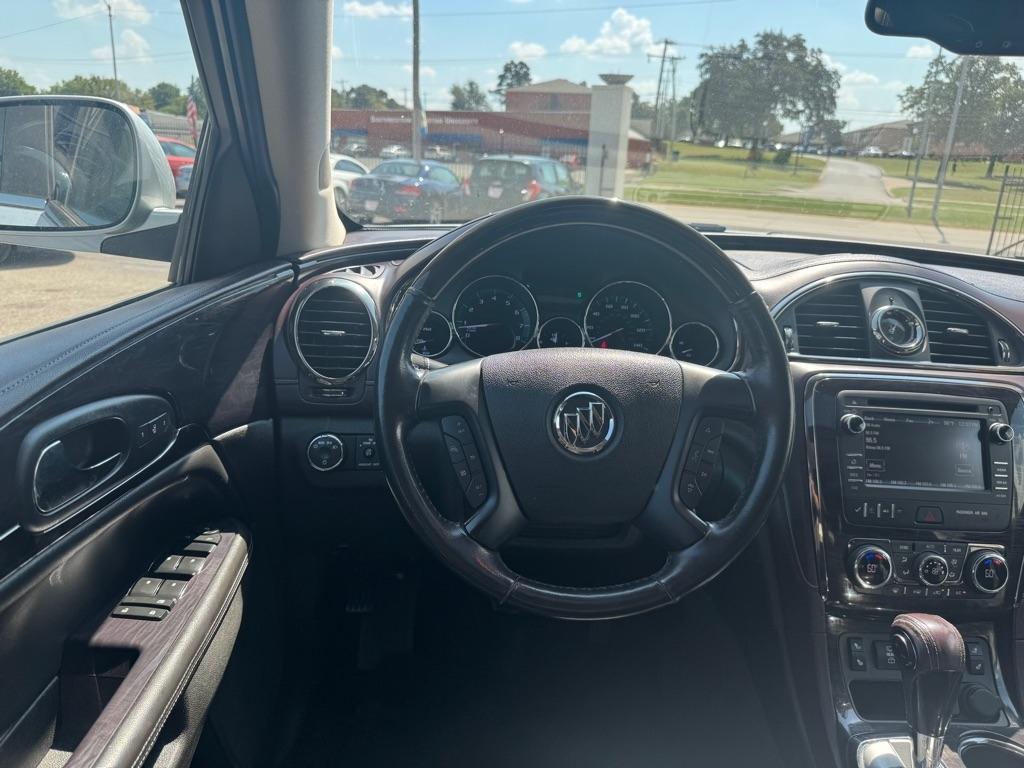 Buick Enclave FWD 4dr Leather 2017