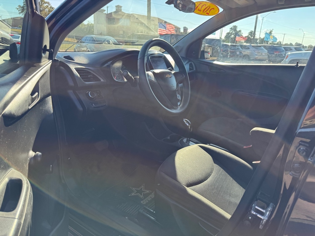 2021 Chevrolet Spark LS photo 5
