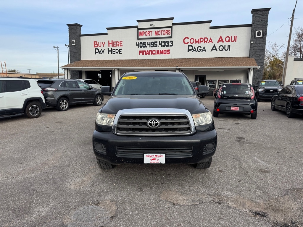 2009 Toyota Sequoia SR5 photo 2