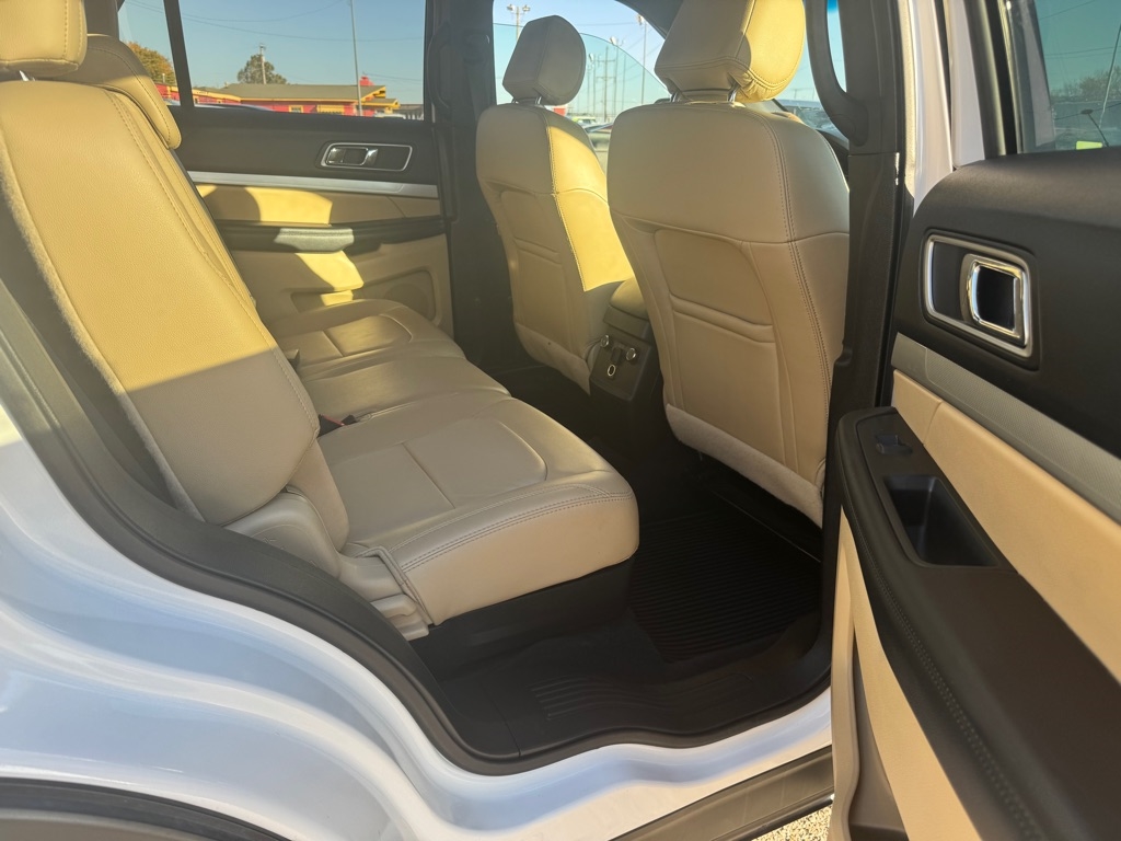 Ford Explorer XLT FWD 2016