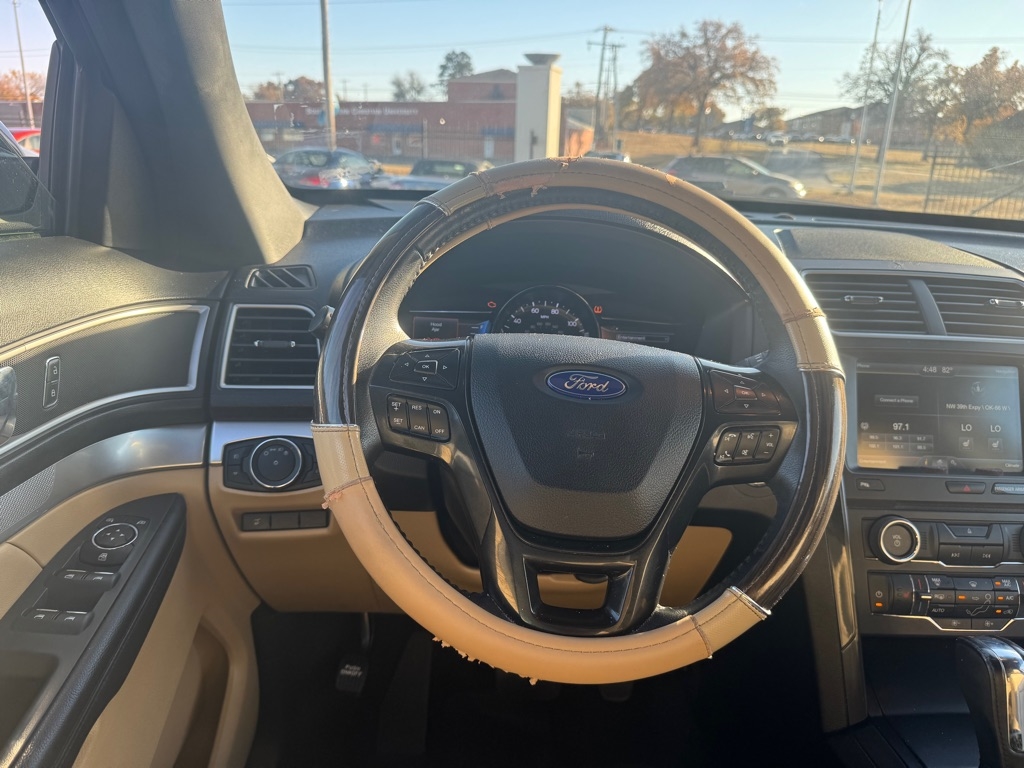 Ford Explorer XLT FWD 2016